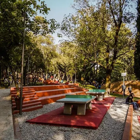 アパート Laku - At The Heart Of *